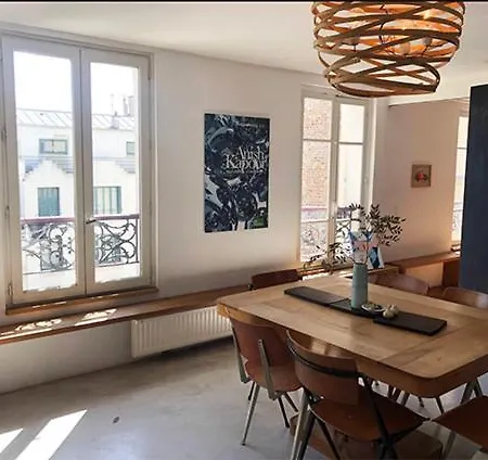 Superbe Au Coeur De Montmartre